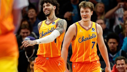 世界杯比赛在线观看地址-赛季至今四人投进200+记三分：克尼佩尔、马克西、三球、吉莱斯皮