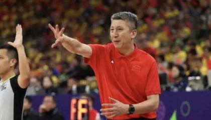 世界杯比赛在线观看地址-郭士强：中国男篮非常团结，连续两场逆转依靠为国而战的信仰